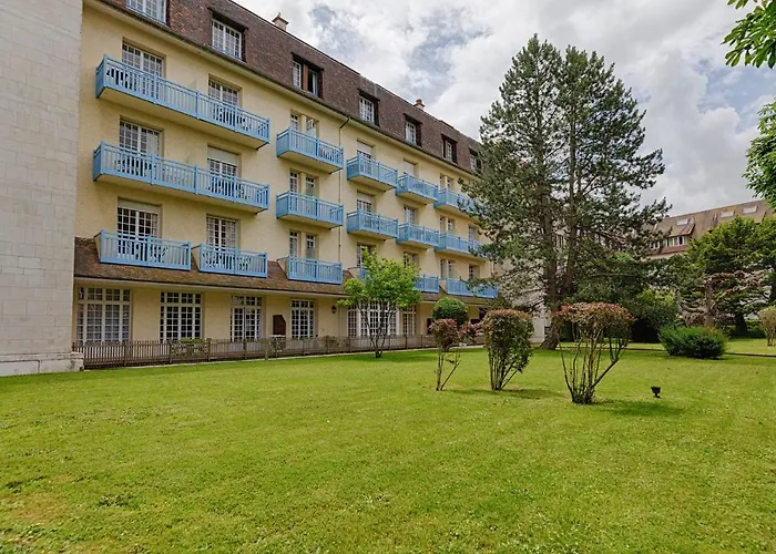 Goelia Le Castel Normand 3*