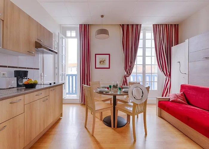 Aparthotel Goelia Le Castel Normand Deauville