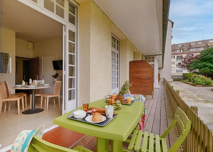 Goelia Le Castel Normand 3*