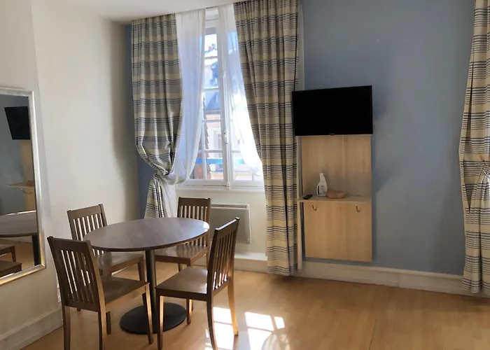 Goelia Le Castel Normand 3*